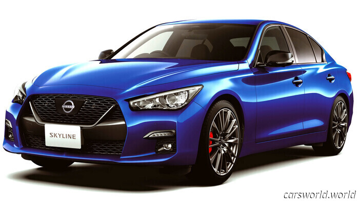 El gemelo japonés del Infiniti Q50 descontinuado sigue adelante con la incorporación del 400R Limited a la gama local
Hace 7 horas
por Thanos Pappas
Nissan presentó el Skyline 400R Limited para el mercado japonés.
Cuenta con acentos de carbono y una puesta a punto del chasis actualizada.
La producción está limitada a 400 unidades, con precios desde $45,400 en Japón.
Incluso después de más de una década en el mercado, la generación V37 del Skyline sigue siendo el sedán deportivo premium insignia de Nissan en Japón. Ahora, se prepara para un último acto en forma de una nueva edición especial de producción limitada prevista para 2026.
Más: Nissan arregló el Ariya justo después de abandonar el mercado estadounidense
Llamado Skyline 400R Limited, esta edición especial tiene sus raíces en el Infiniti Q50 que se vendía en EE. UU. antes de que ese modelo se retirara. Estará limitada a 400 unidades y presenta detalles en fibra de carbono, neumáticos más anchos y una puesta a punto del chasis revisada diseñada para una conducción más enfocada.
Este nuevo modelo se basa en el 400R existente, funcionando en la práctica como una versión ligeramente mejorada. Se sitúa justo por debajo del 400R Nismo en la gama doméstica de sedanes deportivos de Nissan.
La versión Limited prescinde del kit de carrocería completo de Nismo pero gana cubiertas de espejo en fibra de carbono y un discreto alerón trasero, junto con emblemas únicos en la parte posterior que marcan su estatus especial.
En el interior, las actualizaciones continúan con detalles en carbono en la consola central y una placa numerada con la inscripción "Tuned by NMC".
Los aficionados a Nissan pueden notar que las llantas de aleación de 19 pulgadas van calzadas con neumáticos Dunlop SP Sport Maxx GT 600 más anchos. Estos se combinan con un aumento del 4 por ciento en la tasa de muelles de la suspensión delantera y un incremento más sustancial del 44 por ciento en la tasa del muelle del estabilizador trasero.
El sistema de frenos también ha sido mejorado con pastillas altamente resistentes al desvanecimiento para aumentar la durabilidad bajo un uso intensivo.
Sin cambios en la potencia
Bajo el capó, el Skyline 400R Limited conserva el conocido V6 biturbo de 3.0 litros, compartido tanto con el 400R estándar como con el Nissan Z. Produce 400 hp (298 kW / 405 PS), ligeramente por debajo de los 414 hp (309 kW / 420 PS) del 400R Nismo.
La potencia sigue enviándose a las ruedas traseras a través de una caja automática de siete velocidades.
Más: Nissan elimina su aspirante a superdeportivo, pero dice que la historia no ha terminado
Además de la versión Limited, Nissan añade una nueva opción de pintura Wangan Blue a la paleta del Skyline. Este tono, reservado para los "coches deportivos especiales" de la marca, está formulado con pigmentos que cambian sutilmente entre el día y la noche.
Asimismo, para cumplir con las últimas normativas de seguridad, el Skyline 2026 también recibe un sistema de frenado automático de emergencia mejorado, capaz de detectar peatones y ciclistas de forma más eficaz que antes.
A diferencia de muchas de las ediciones de alto rendimiento exclusivas de Japón, que a menudo se distribuyen mediante un sistema de lotería, Nissan ofrecerá el Skyline 400R Limited por orden de llegada.
En cuanto al precio, el sedán deportivo figura a ¥6,935,500 ($45,400), lo que supone un aumento de ¥440,000 ($2,900) respecto al 400R estándar. La tabla siguiente muestra la gama completa del Skyline para el año modelo 2026 en el mercado japonés.